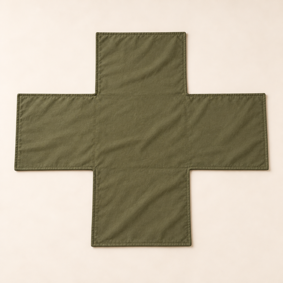 BerryPuff Cover semplice distesa: forma a croce con quattro falde